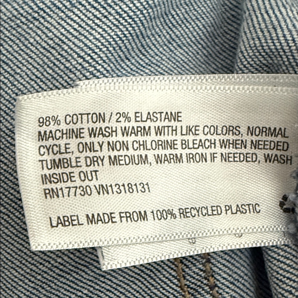 Universal Thread jeans - Picture 6 of 6